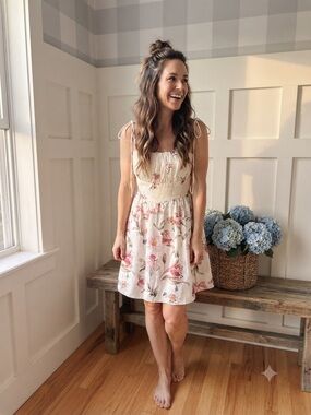Dynamite Cream Mini Dress with Pink Floral Pattern Large